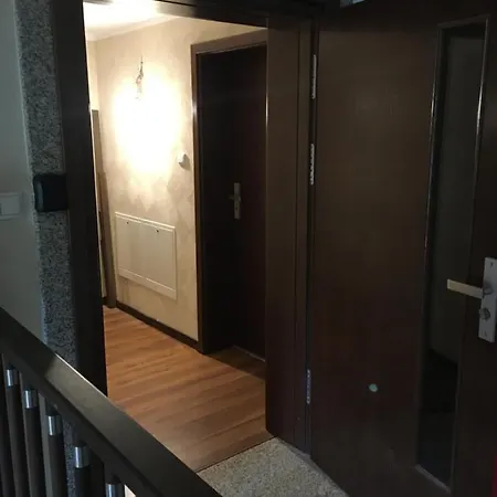 Urocza Przy Wyciagu Arena Daire