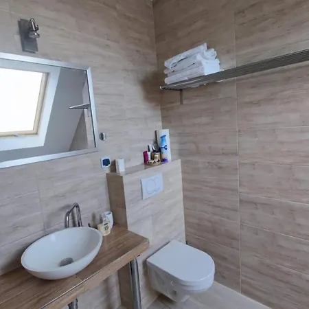 Urocza Przy Wyciagu Arena *