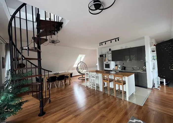 Urocza Przy Wyciągu Arena * Szklarska Poręba