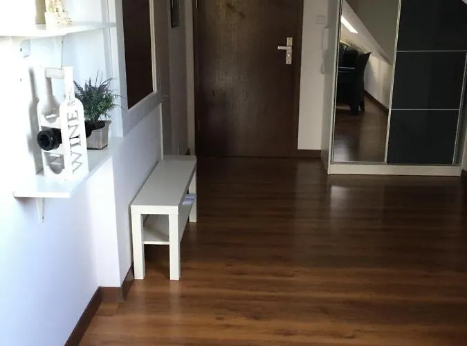 Urocza Przy Wyciagu Arena *