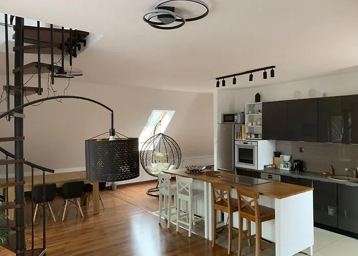 Urocza Przy Wyciagu Arena * Szklarska Poręba